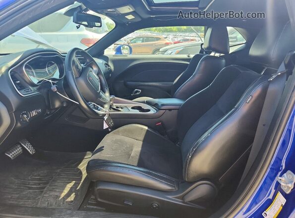 2C3CDZBT4KH747911 2019 DODGE CHALLENGER Blue წინა სალონის ხედი