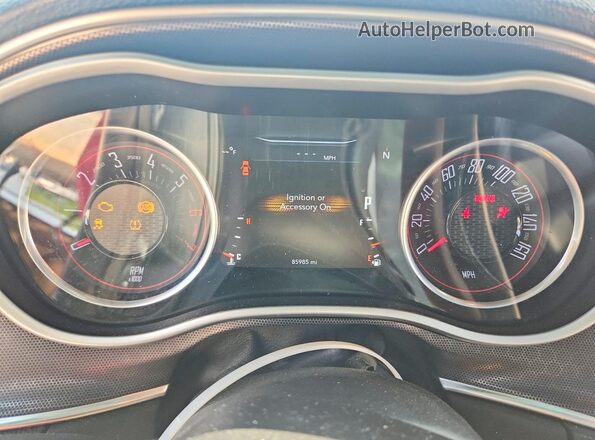 2C3CDZBT5JH259985 2018 DODGE CHALLENGER Maroon Instrument cluster view