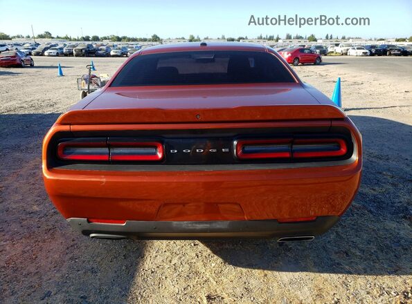 2C3CDZBT6MH526524 2021 DODGE CHALLENGER Orange Widok z tyłu