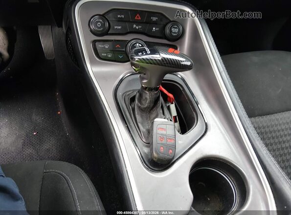 2C3CDZBT6NH124701 2022 DODGE CHALLENGER Orange Առջևի վահանակի տեսք