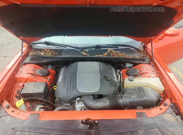 2C3CDZBT7KH621364 2019 DODGE CHALLENGER Orange Widok wnętrza z tyłu