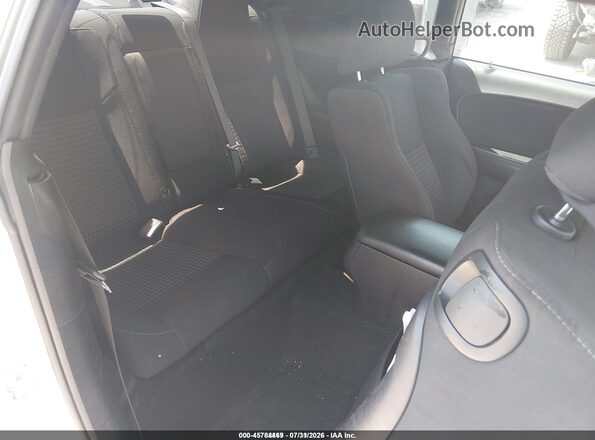 2C3CDZBT7KH660505 2019 DODGE CHALLENGER White Widok naklejki z numerem VIN