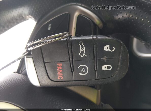2C3CDZBT7KH660505 2019 DODGE CHALLENGER White Widok deski rozdzielczej