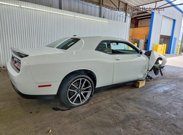 2C3CDZBT8PH545807 2023 DODGE CHALLENGER White უკანა მარჯვენა