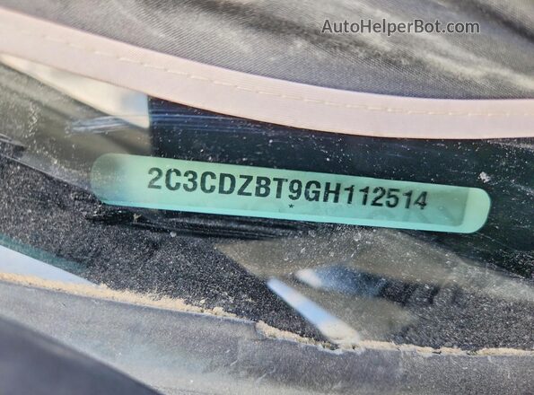 2C3CDZBT9GH112514 2016 DODGE CHALLENGER White Widok komory silnika