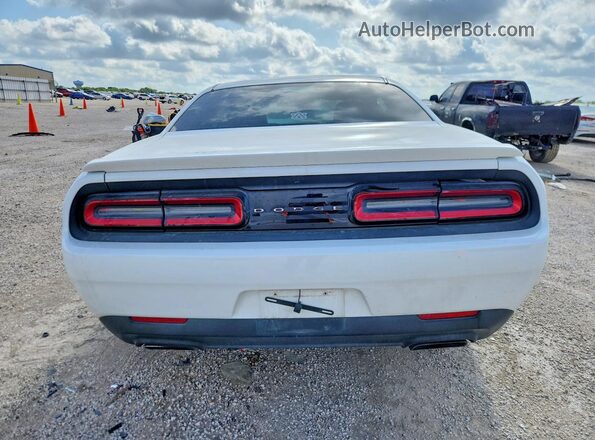 2C3CDZBT9GH112514 2016 DODGE CHALLENGER White Widok z tyłu