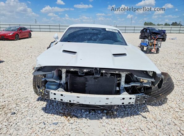 2C3CDZBT9GH250280 2016 DODGE CHALLENGER White Вид спереду