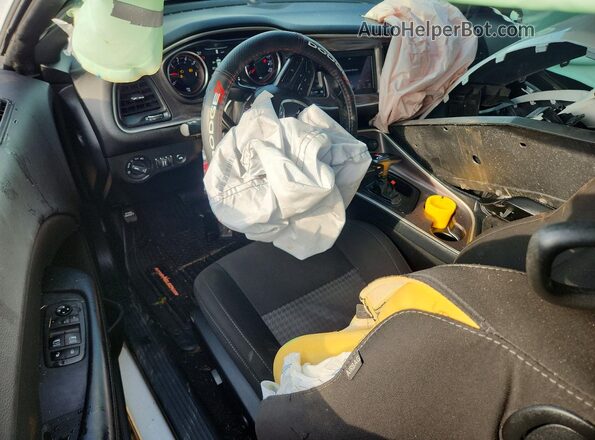 2C3CDZBT9NH105351 2022 DODGE CHALLENGER White Vista del salpicadero