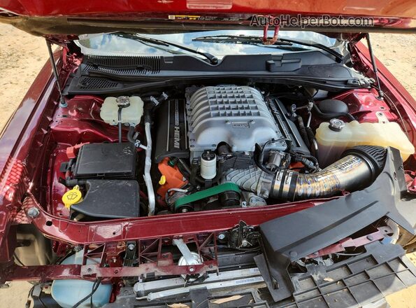 2C3CDZC91JH130645 2018 DODGE CHALLENGER Burgundy Rear interior view