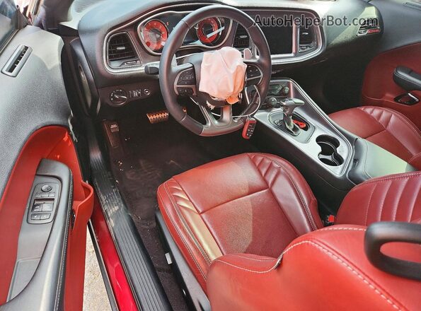 2C3CDZC91JH130645 2018 DODGE CHALLENGER Burgundy Dashboard view