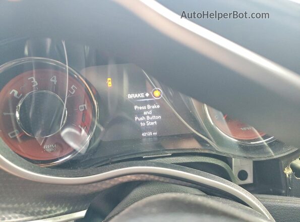 2C3CDZC95KH750562 2019 DODGE CHALLENGER Зеленый Вид щитка приборов