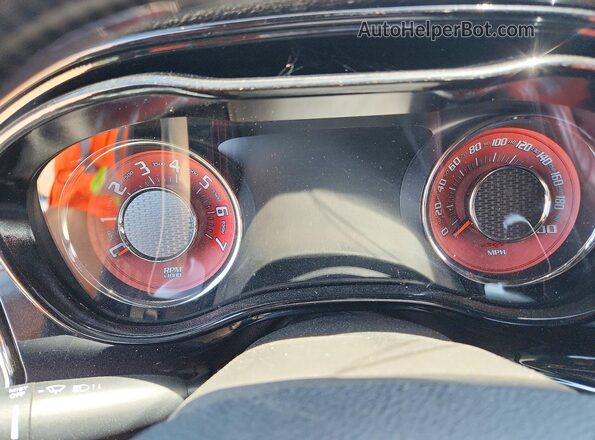 2C3CDZC96JH116109 2018 DODGE CHALLENGER Black Vista del cuadro de instrumentos