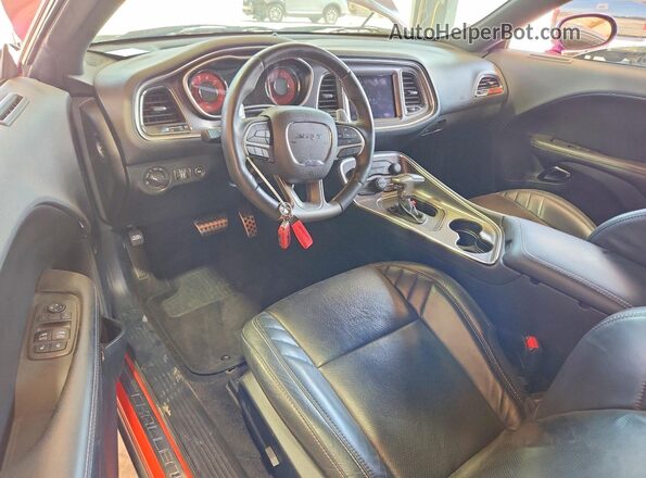 2C3CDZC96JH327455 2018 DODGE CHALLENGER Purple Dashboard view