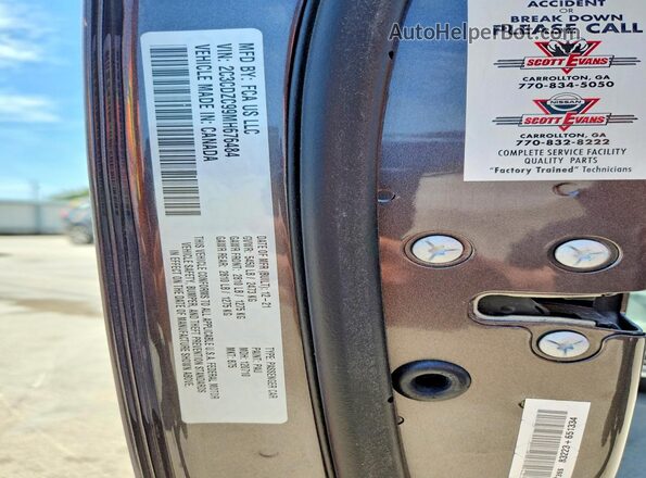 2C3CDZC99MH676484 2021 DODGE CHALLENGER Gray Vista del compartimento del motor