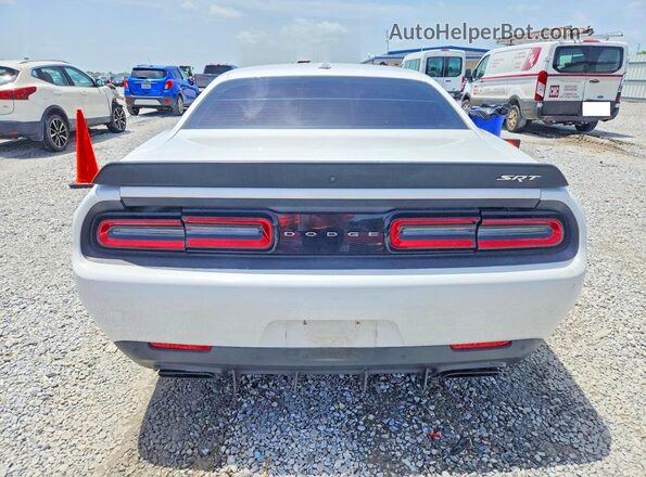 2C3CDZC9XGH352478 2016 DODGE CHALLENGER White უკანა ხედი
