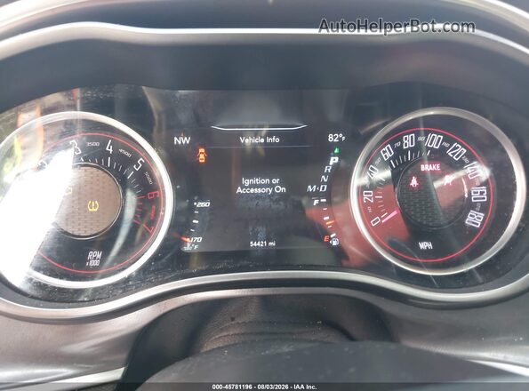 2C3CDZDJ9GH345241 2016 DODGE CHALLENGER Orange Vista de los asientos traseros