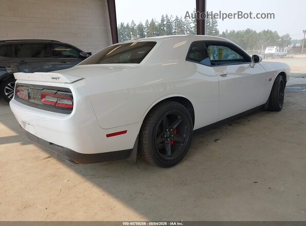 2C3CDZDJXGH275197 2016 DODGE CHALLENGER White უკანა მარჯვენა