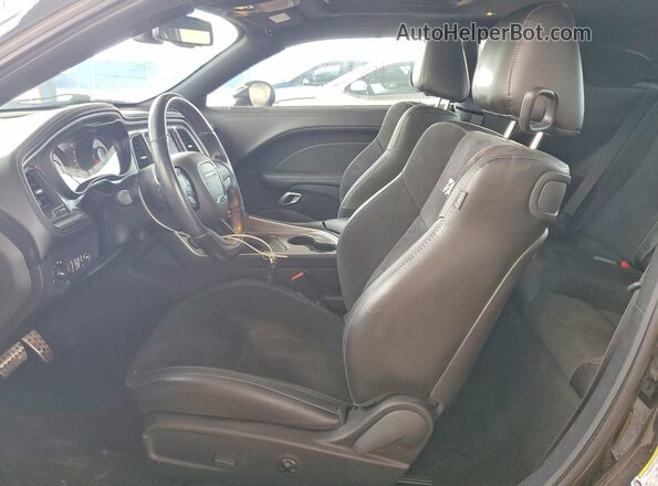2C3CDZFJ0MH539259 2021 DODGE CHALLENGER Черный Вид салона спереди