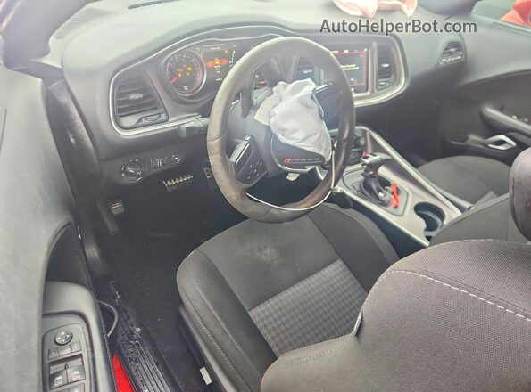 2C3CDZFJ0MH680851 2021 DODGE CHALLENGER Red Dashboard view