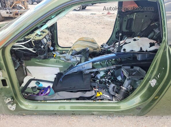 2C3CDZFJ0PH544286 2023 DODGE CHALLENGER Green Vista interior delantera