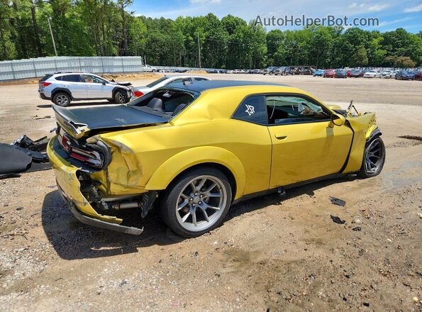 2C3CDZFJ1LH235694 2020 DODGE CHALLENGER Gold Rear right