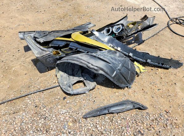 2C3CDZFJ1LH235694 2020 DODGE CHALLENGER Gold Engine compartment view
