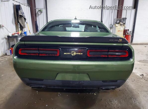 2C3CDZFJ1MH508179 2021 DODGE CHALLENGER Green Հետևի տեսք
