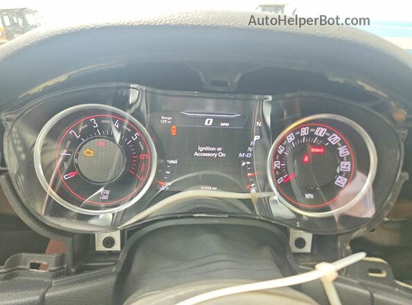 2C3CDZFJ2MH676672 2021 DODGE CHALLENGER Зеленый Вид щитка приборов