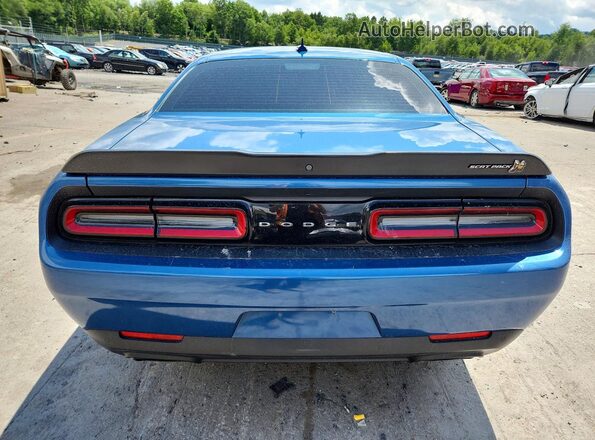 2C3CDZFJ2NH137387 2022 DODGE CHALLENGER Синий Вид сзади
