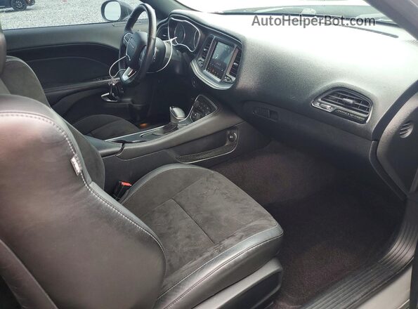 2C3CDZFJ3JH318377 2018 DODGE CHALLENGER Серый Вид панели приборов