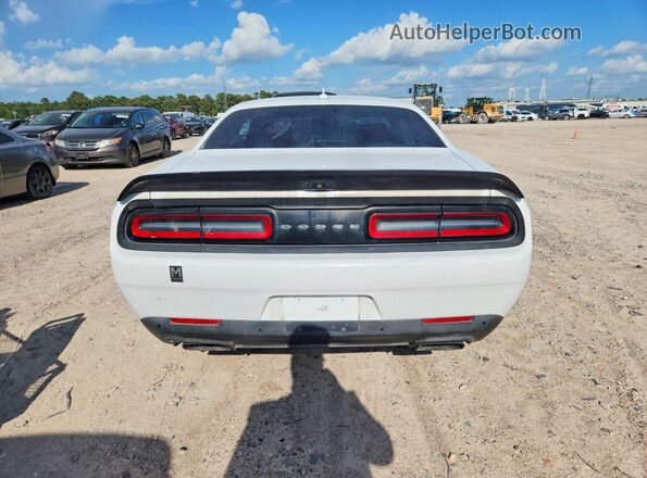 2C3CDZFJ3KH624867 2019 DODGE CHALLENGER White Widok wnętrza z przodu