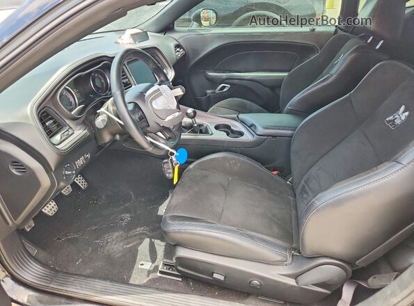 2C3CDZFJ3PH695459 2023 DODGE CHALLENGER Black Front interior view
