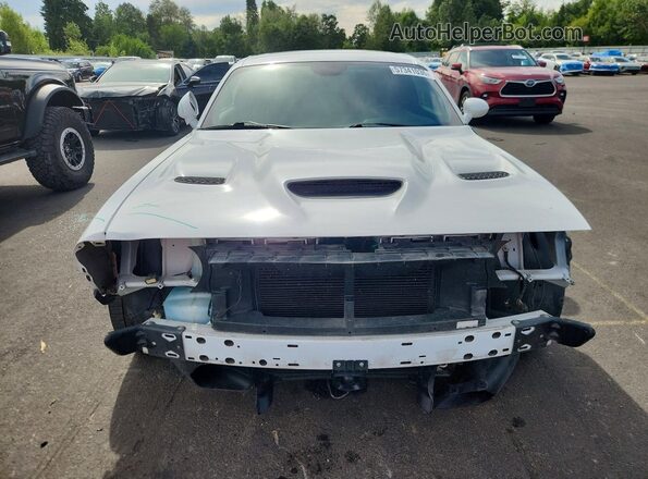 2C3CDZFJ5KH635322 2019 DODGE CHALLENGER White Vista frontal