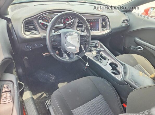 2C3CDZFJ6NH175060 2022 DODGE CHALLENGER Orange Vista del salpicadero