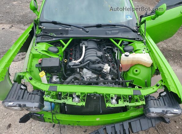 2C3CDZFJ8HH584729 2017 DODGE CHALLENGER Green Rear interior view