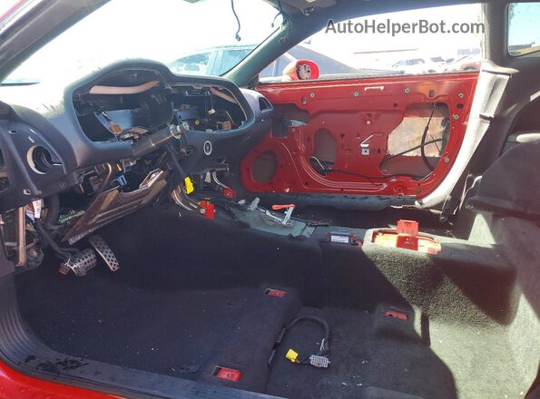 2C3CDZFJ9GH256993 2016 DODGE CHALLENGER Red Widok wnętrza z przodu