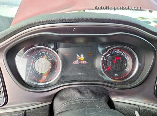 2C3CDZFJ9KH578509 2019 DODGE CHALLENGER Burgundy Սարքավորումների վահանակի տեսք