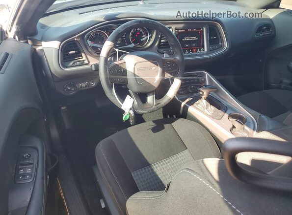 2C3CDZFJ9LH149193 2020 DODGE CHALLENGER Black Dashboard view
