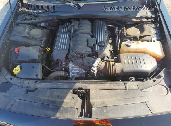 2C3CDZFJ9LH149193 2020 DODGE CHALLENGER Black Rear interior view
