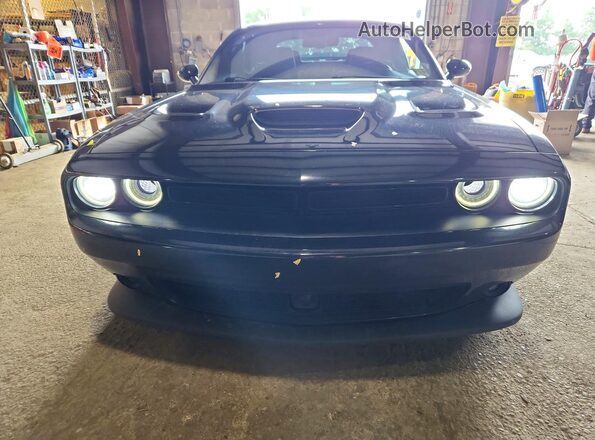 2C3CDZFJ9MH526736 2021 DODGE CHALLENGER Black Widok z przodu