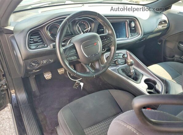 2C3CDZFJXHH627290 2017 DODGE CHALLENGER Black Widok deski rozdzielczej