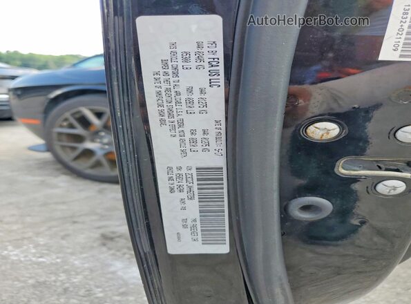2C3CDZFJXHH627290 2017 DODGE CHALLENGER Black Widok komory silnika