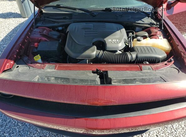 2C3CDZGG3JH192881 2018 DODGE CHALLENGER Burgundy Rear interior view