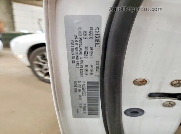 2C3CDZGG6HH556236 2017 DODGE CHALLENGER White Vista del compartimento del motor