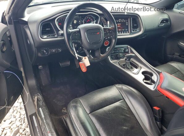 2C3CDZGG6HH558133 2017 DODGE CHALLENGER Gray Vista del salpicadero