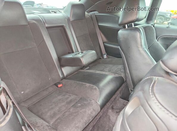 2C3CDZGG6JH138877 2018 DODGE CHALLENGER Black Rear seats view