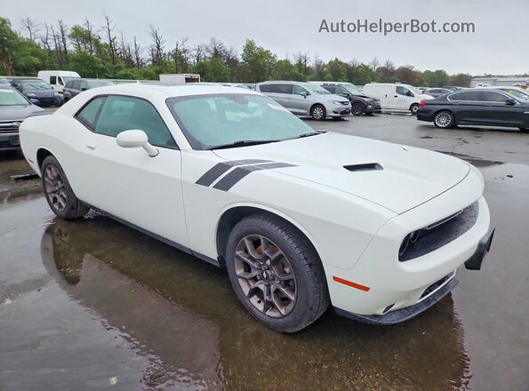 2C3CDZGG9JH322873 2018 DODGE CHALLENGER White Առջևի աջ