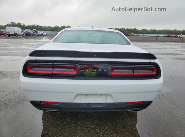2C3CDZGG9JH322873 2018 DODGE CHALLENGER White Հետևի տեսք