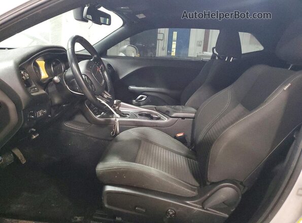 2C3CDZGGXKH665922 2019 DODGE CHALLENGER Silver Սալոնի դիմացի տեսք