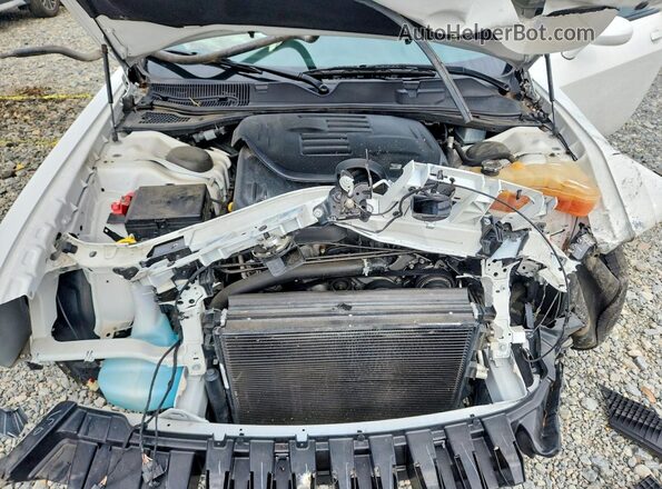 2C3CDZJG2MH674206 2021 DODGE CHALLENGER Белый Вид задней части салона